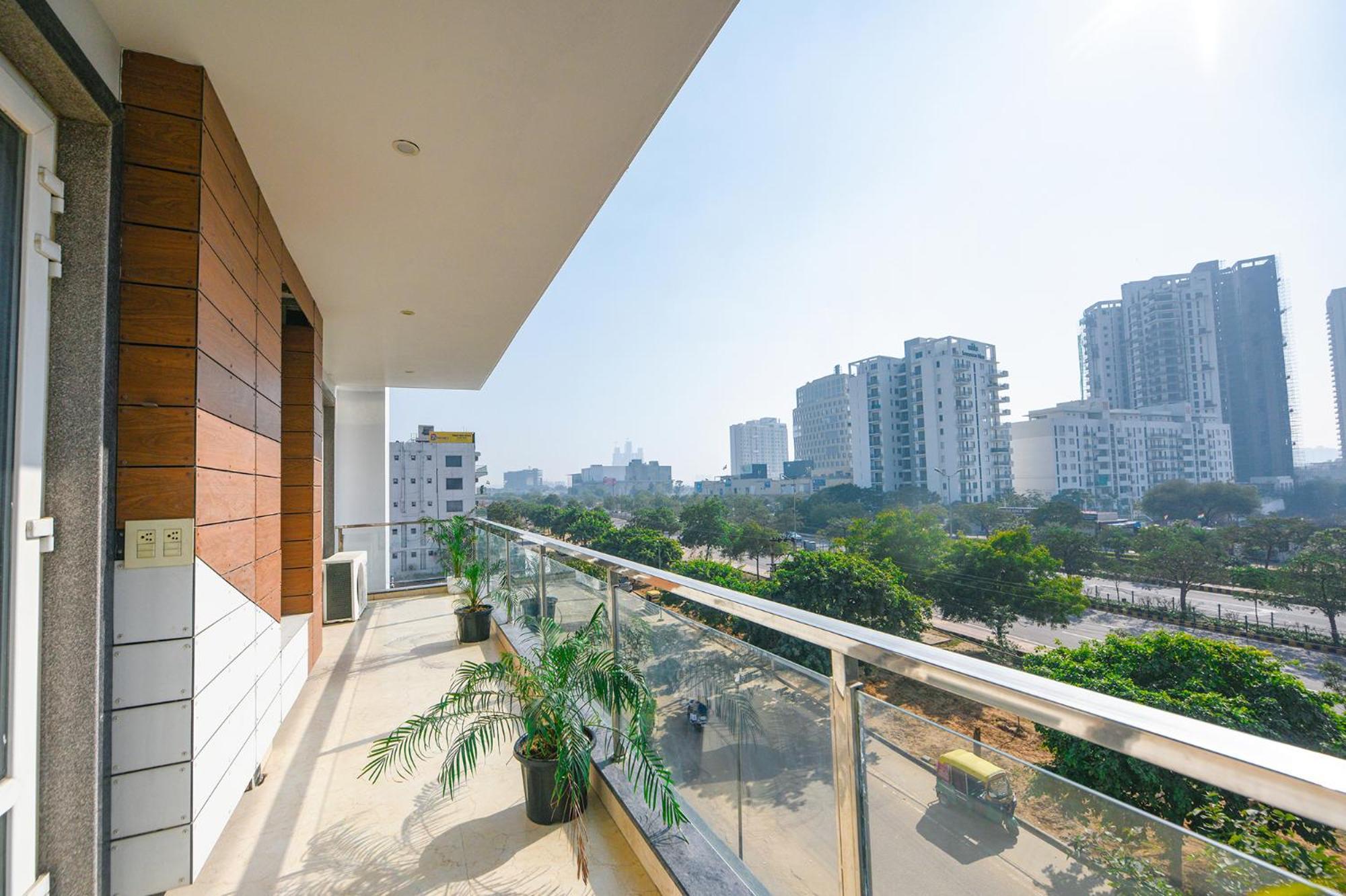 Fabhotel Ar Suites Gurgaon Exterior photo